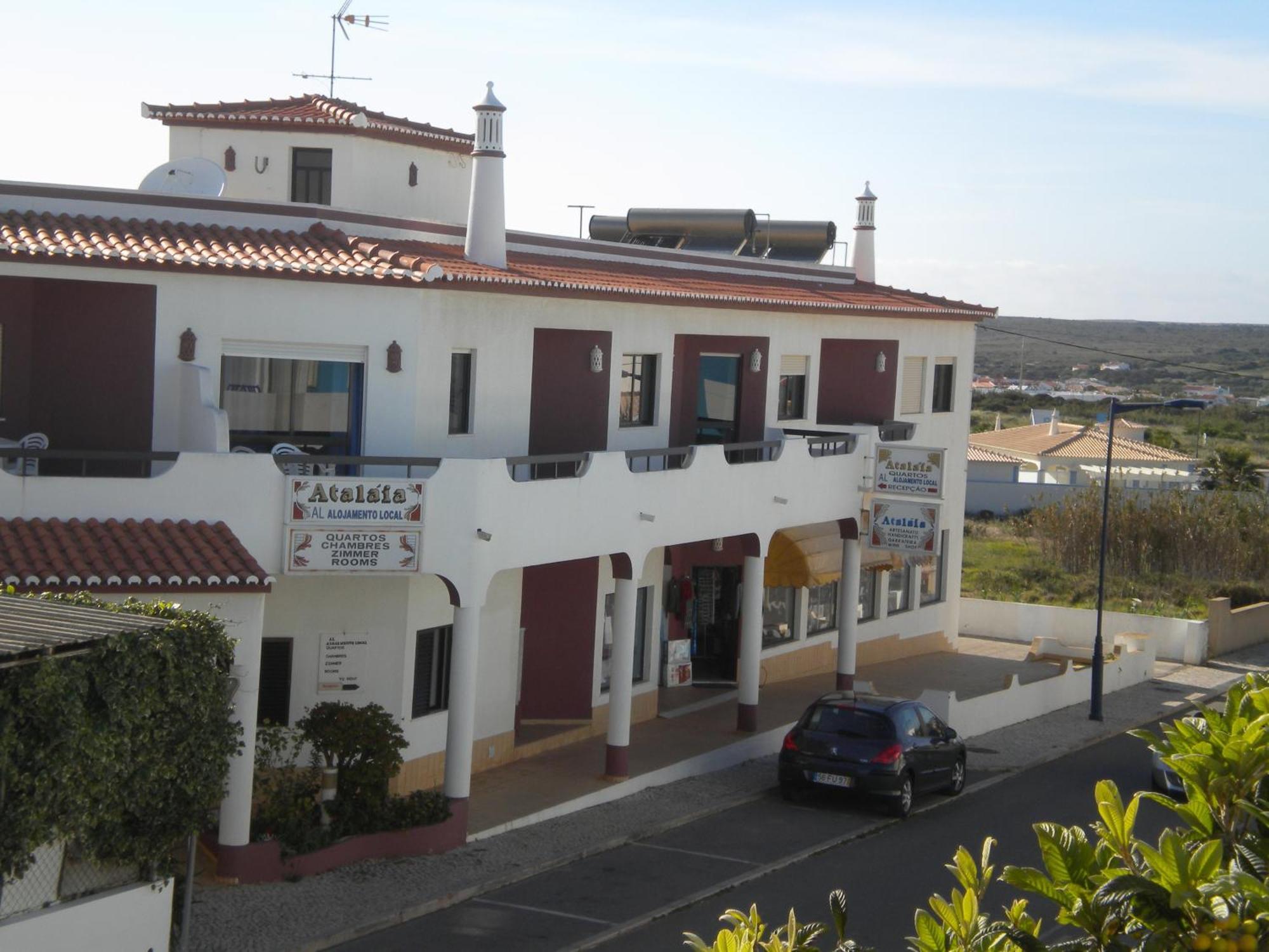 סאגרש Apartamentos E Quartos Atalaia מראה חיצוני תמונה
